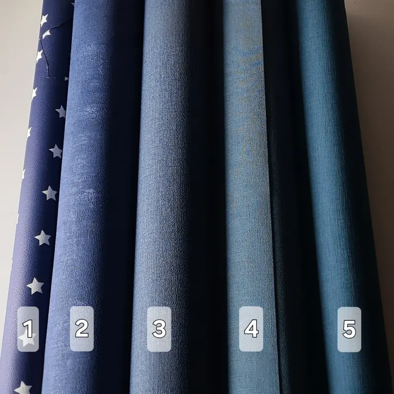 Overzicht van donkerblauwe behangkleuren